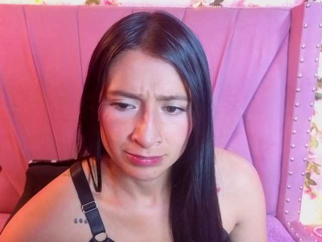 SharlotRodriguez live cam on BongaCams