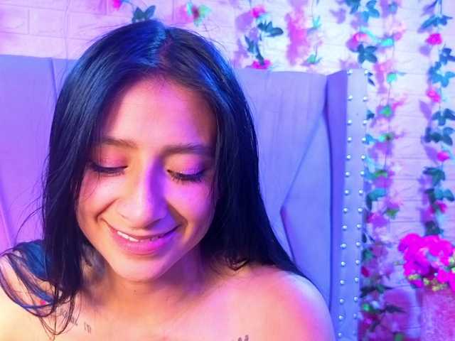 SharlotRodriguez live cam on BongaCams