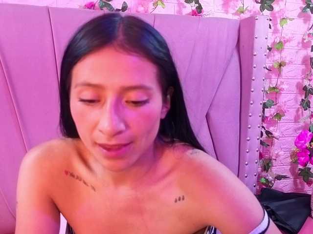 SharlotRodriguez live cam on BongaCams