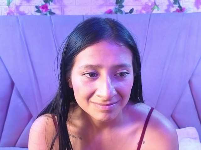 SharlotRodriguez live cam on BongaCams