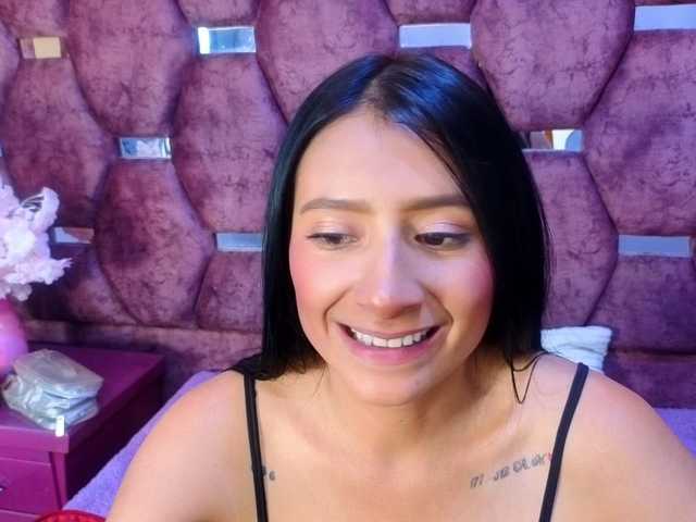 SharlotRodriguez live webcam show