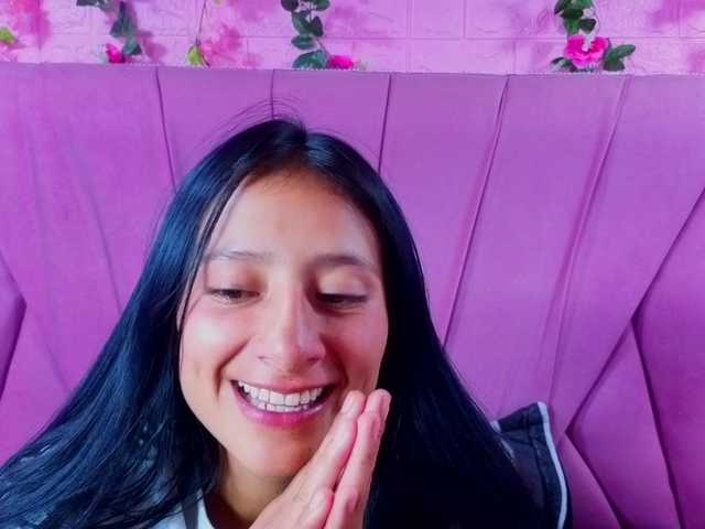SharlotRodriguez live webcam show