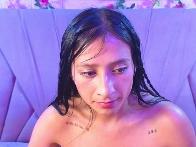 SharlotRodriguez live cam on BongaCams