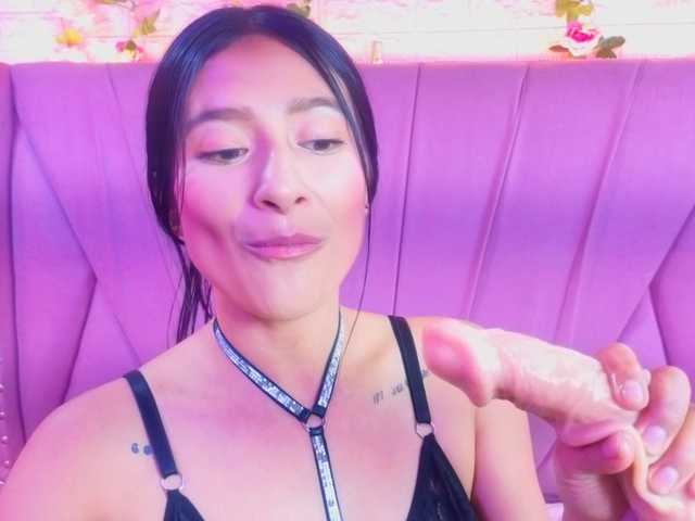 SharlotRodriguez live cam on BongaCams