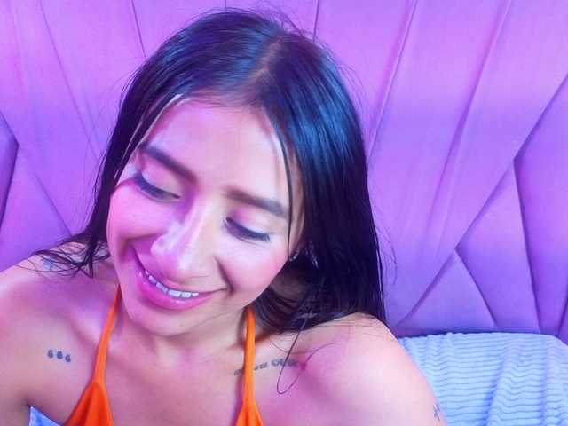 SharlotRodriguez live cam on BongaCams