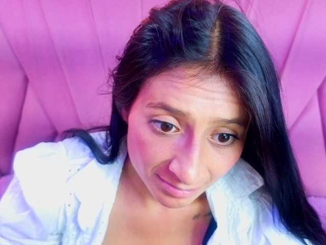 SharlotRodriguez live cam on BongaCams