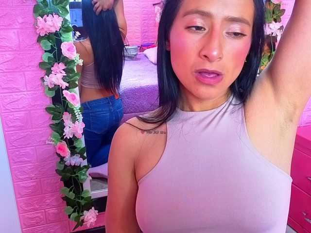 SharlotRodriguez live cam on BongaCams