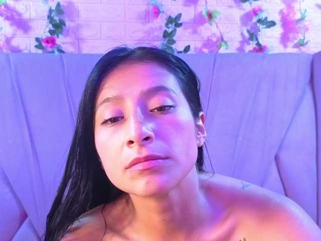 SharlotRodriguez live cam on BongaCams