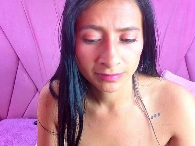 SharlotRodriguez live cam on BongaCams