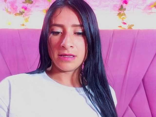 SharlotRodriguez live cam on BongaCams