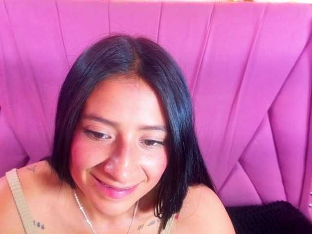 SharlotRodriguez live cam on BongaCams