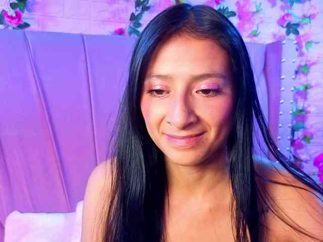 SharlotRodriguez webcam