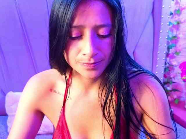 SharlotRodriguez webcam