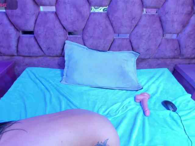 SharlotRodriguez webcam