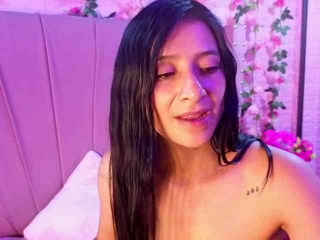SharlotRodriguez webcam