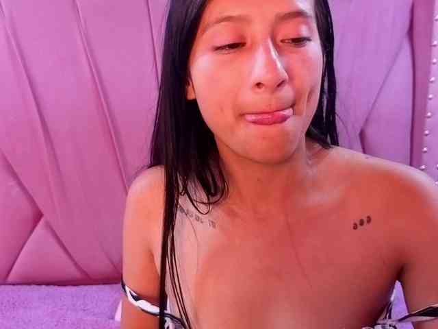 SharlotRodriguez webcam