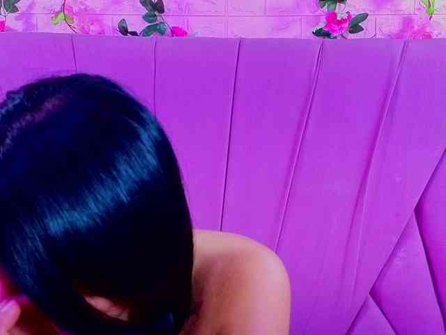 SharlotRodriguez webcam