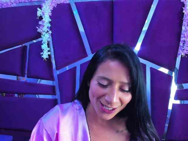 SharlotRodriguez webcam