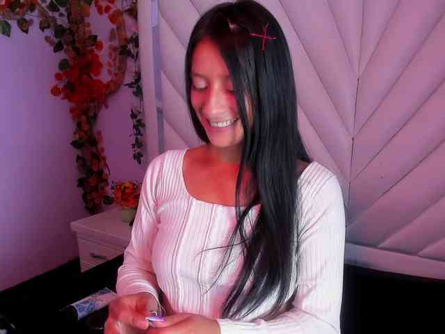 SharlotRodriguez webcam