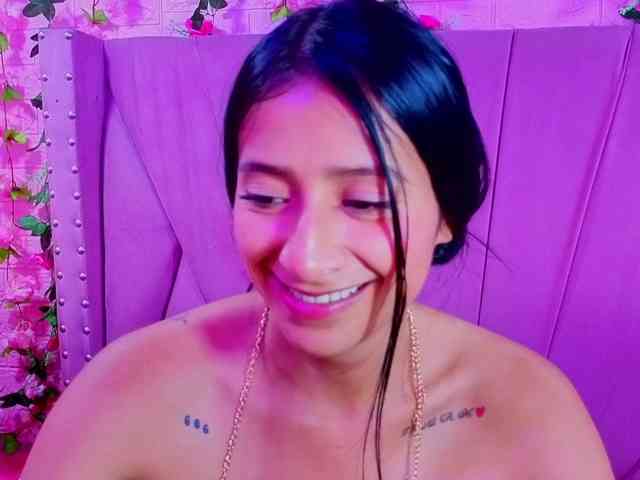SharlotRodriguez webcam