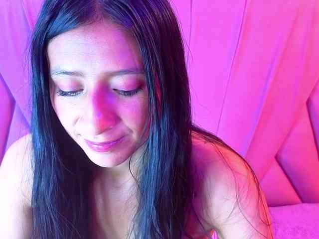SharlotRodriguez webcam