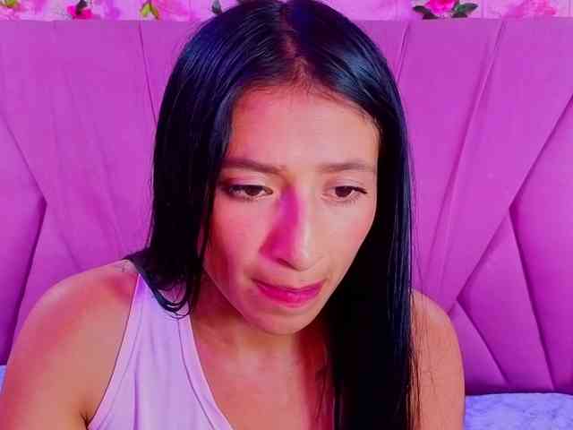 SharlotRodriguez Live Webcam on BongaCams