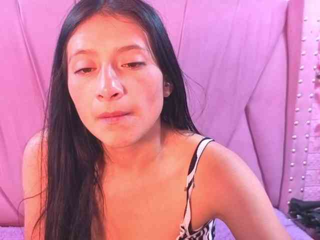 SharlotRodriguez webcam
