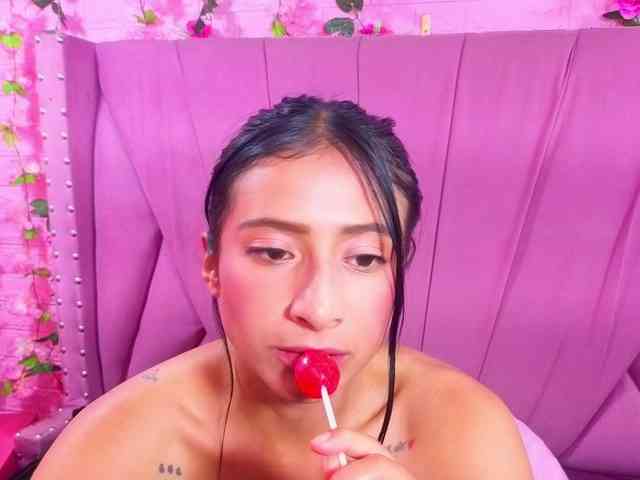 SharlotRodriguez webcam