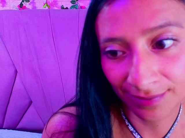 SharlotRodriguez webcam