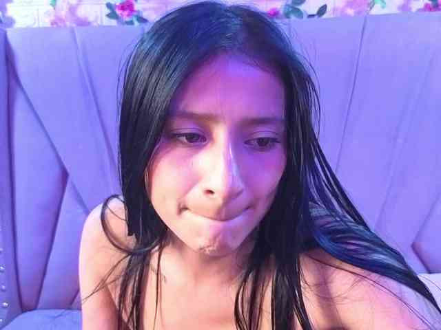 SharlotRodriguez webcam