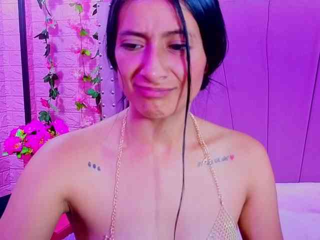 SharlotRodriguez webcam