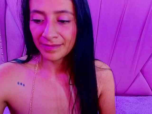 SharlotRodriguez webcam