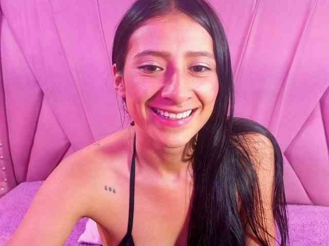 SharlotRodriguez webcam
