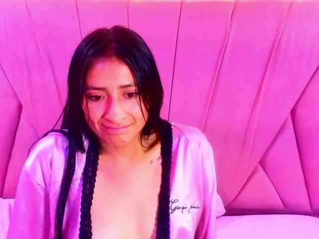 SharlotRodriguez webcam