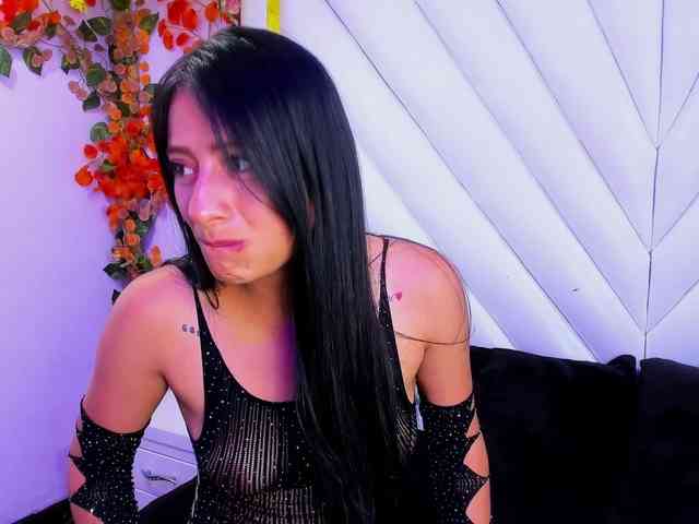 SharlotRodriguez webcam