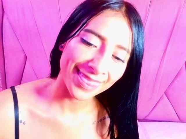 SharlotRodriguez webcam