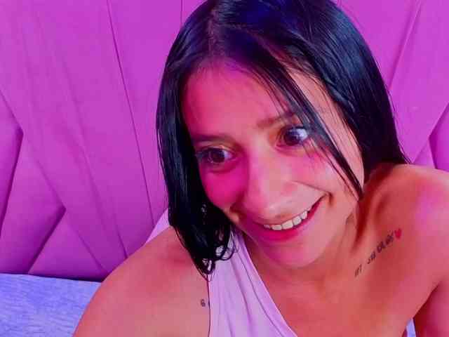 SharlotRodriguez webcam