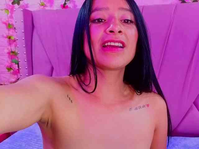 Model: SharlotRodriguez