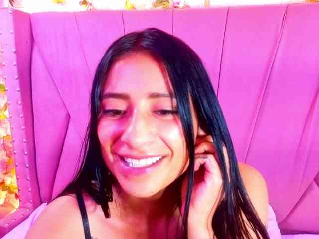 SharlotRodriguez webcam