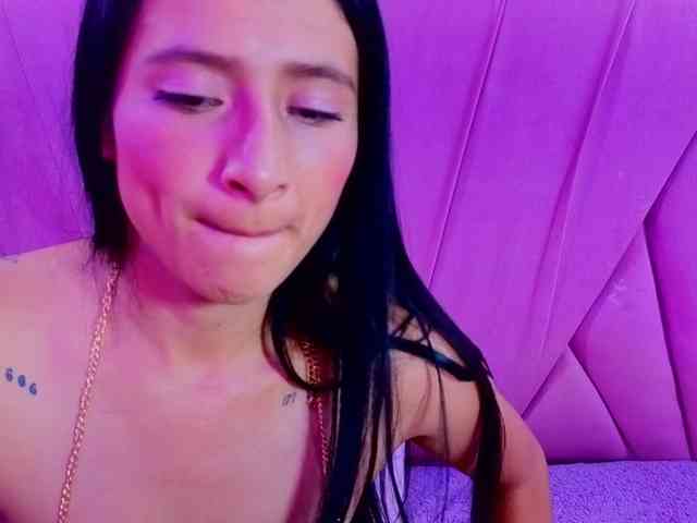 SharlotRodriguez webcam