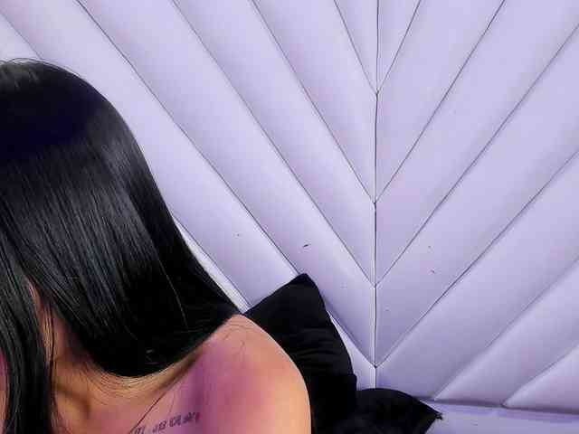 SharlotRodriguez webcam