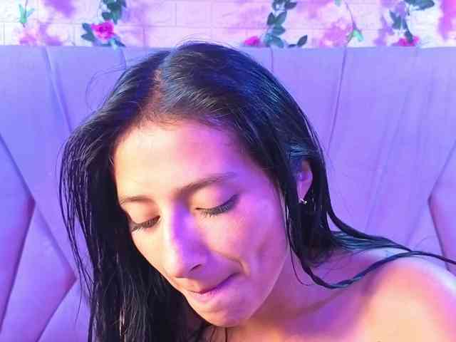 SharlotRodriguez webcam