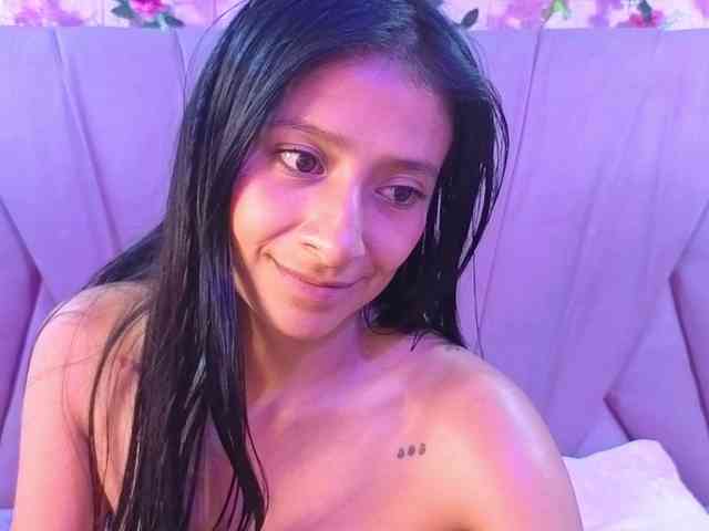SharlotRodriguez webcam