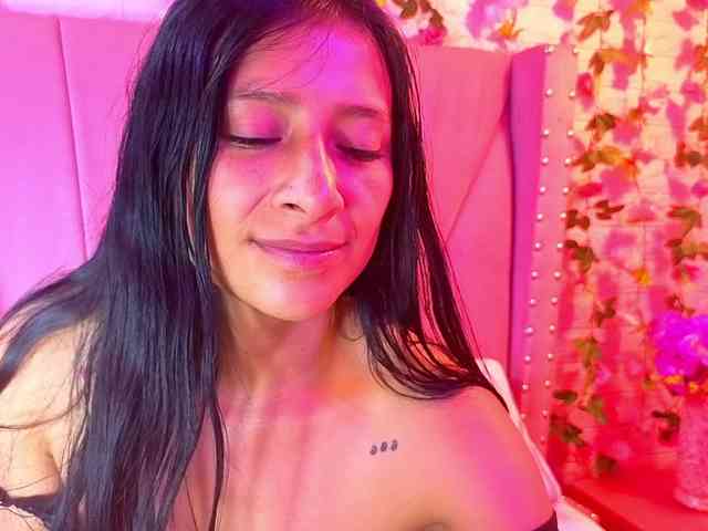 SharlotRodriguez webcam