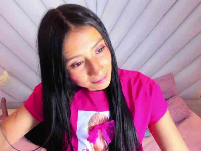 SharlotRodriguez Live Webcam on BongaCams