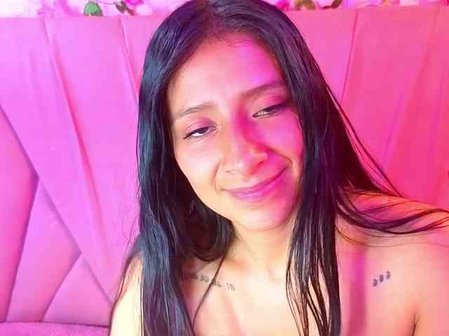 SharlotRodriguez webcam