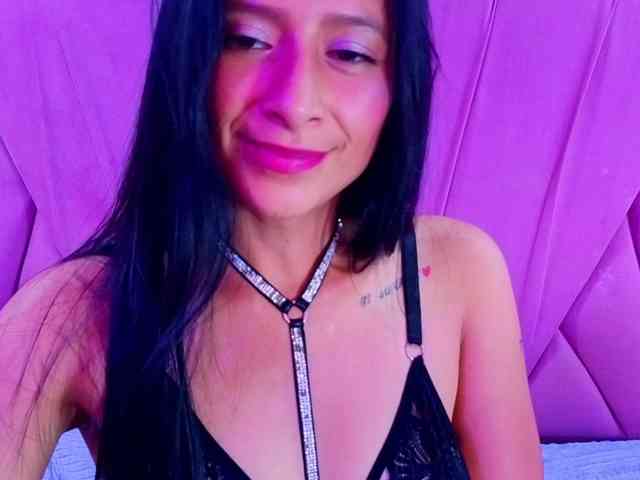 SharlotRodriguez webcam