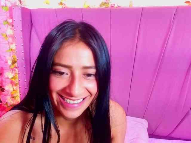 SharlotRodriguez webcam