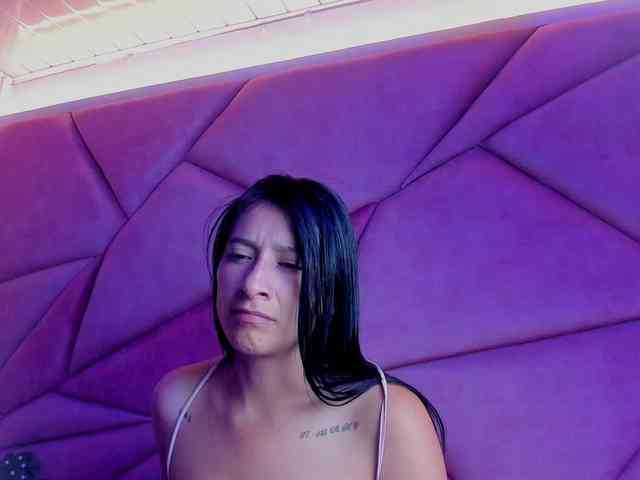 SharlotRodriguez webcam