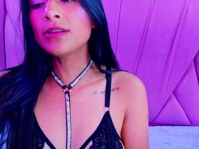 SharlotRodriguez webcam